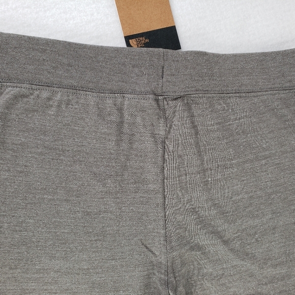 The North Face Boys Tri-Blend Heather Gray Pull On Comfort Sports Shorts Size XL - Picture 8 of 10